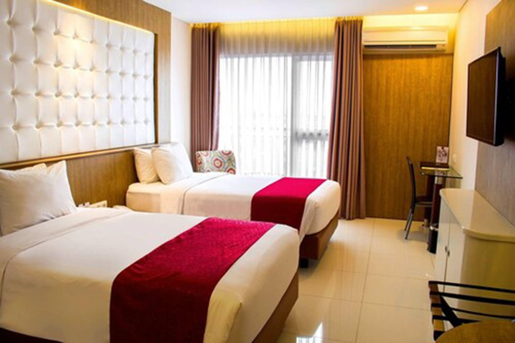 West Point Hotel Bandung Eksteriør bilde