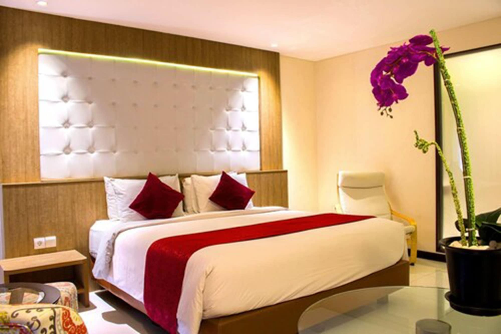 West Point Hotel Bandung Eksteriør bilde