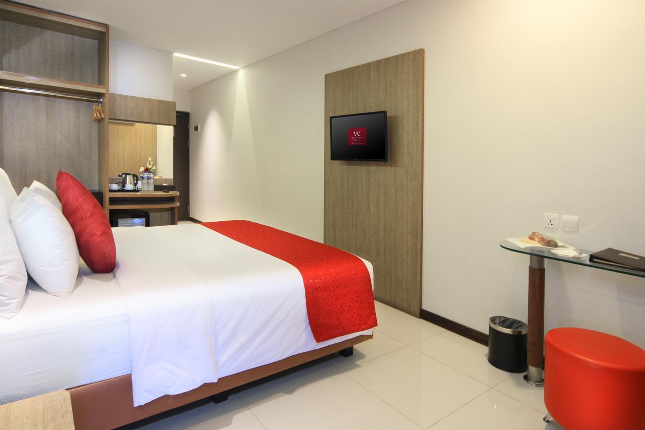 West Point Hotel Bandung Eksteriør bilde