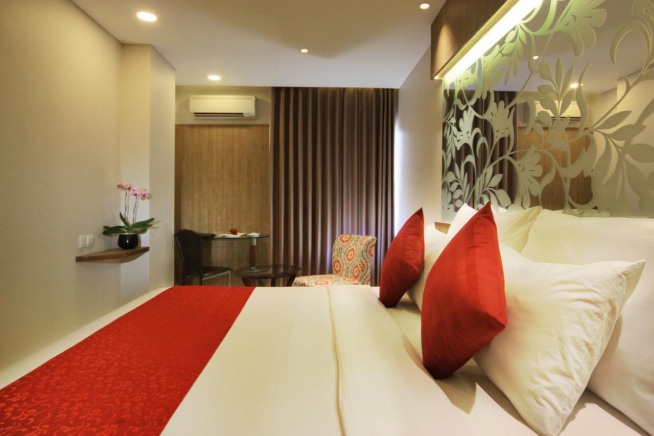 West Point Hotel Bandung Eksteriør bilde