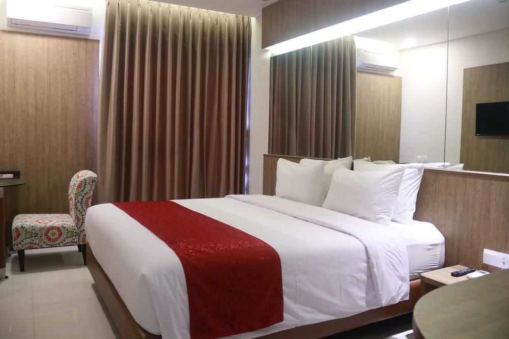 West Point Hotel Bandung Eksteriør bilde