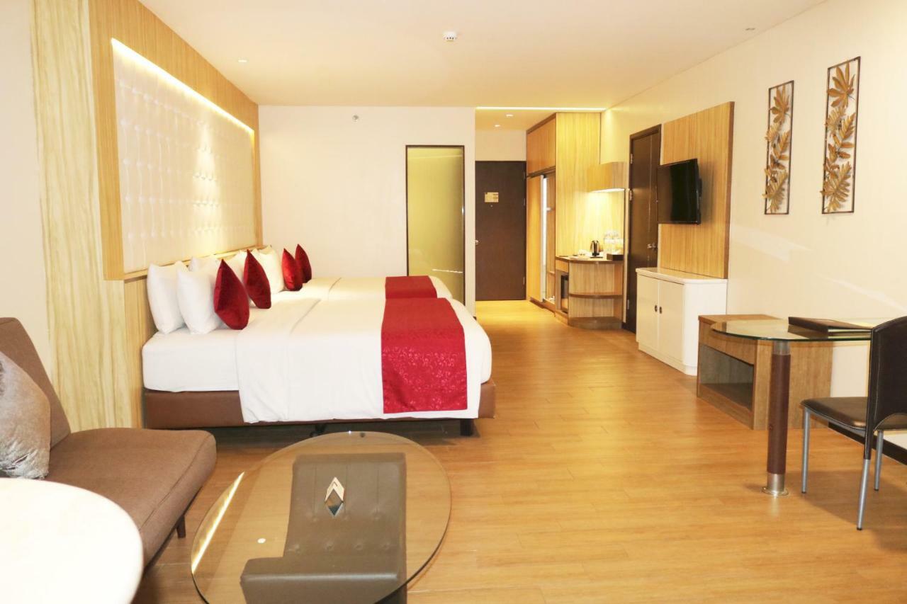 West Point Hotel Bandung Eksteriør bilde