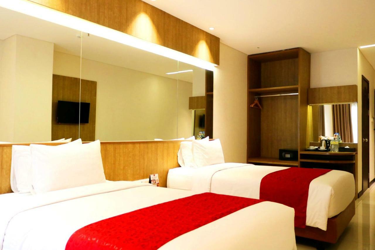 West Point Hotel Bandung Eksteriør bilde