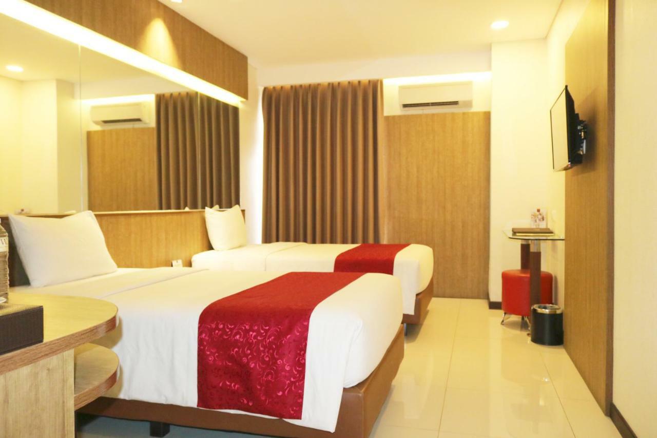 West Point Hotel Bandung Eksteriør bilde